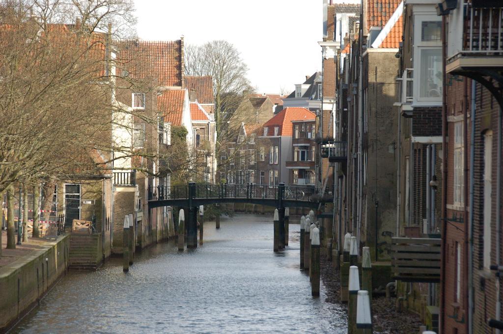 B&B In De Prinsenstraat Дордрехт Экстерьер фото
